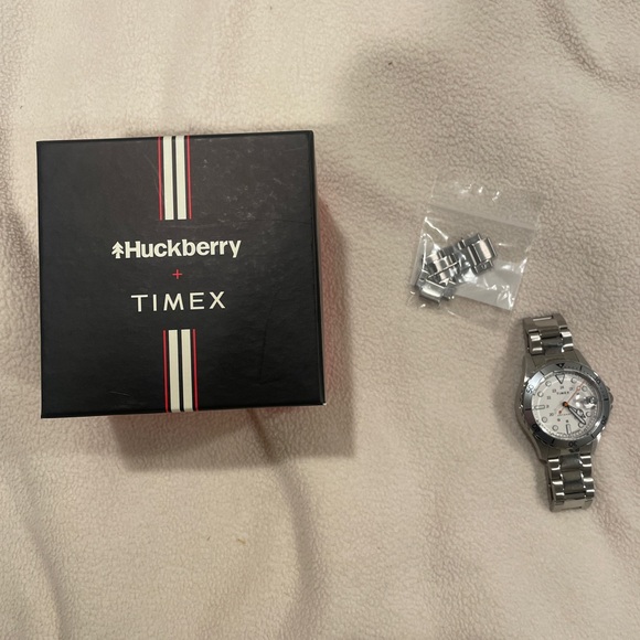 Timex x Huckberry XL Navi Arctic - Limited Edition - Picture 2 of 4